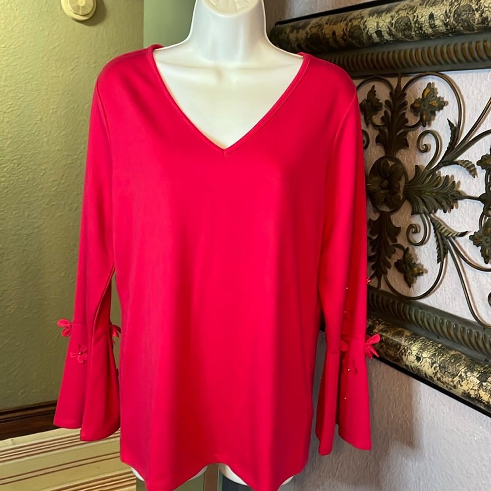 Statement Skeeves Pink Creation L Soo Pretty V-Neck Knit Top Sz M